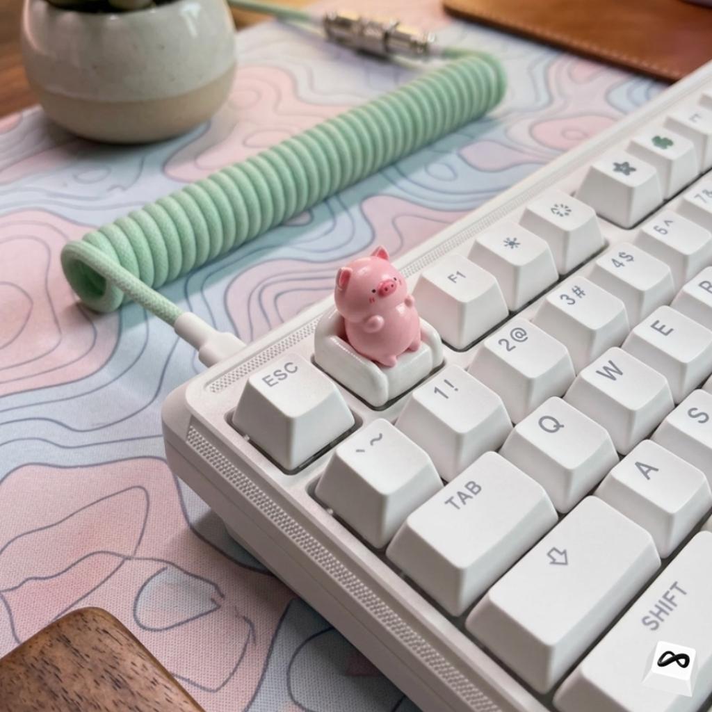 Cute Pig on Sofa Keycap