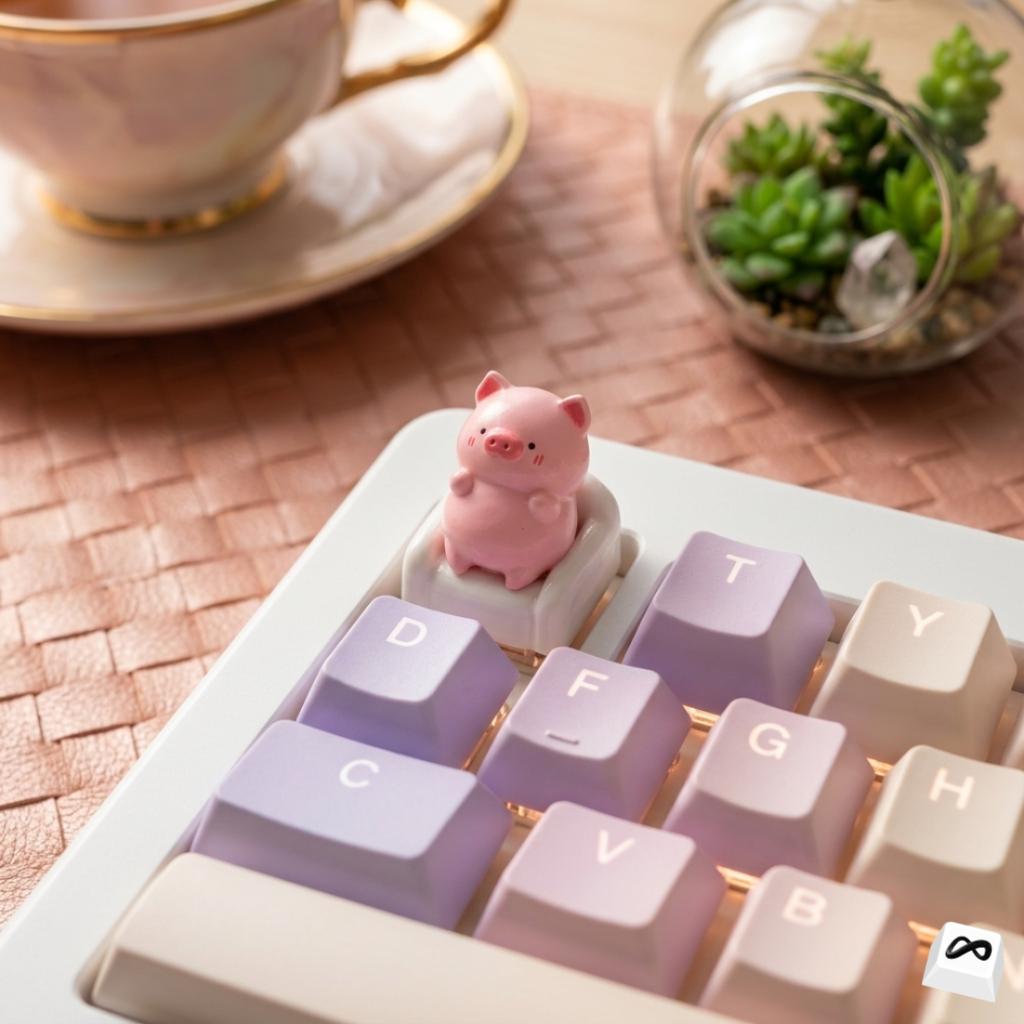 Cute Pig on Sofa Keycap
